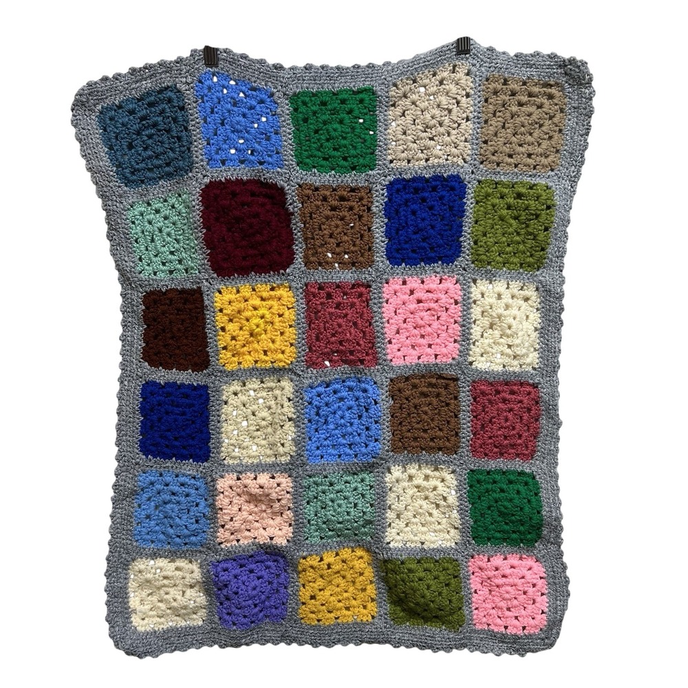 Handmade‎ Crochet Afghan Granny Square Blanket Multicolored Cottagecore 27x31"